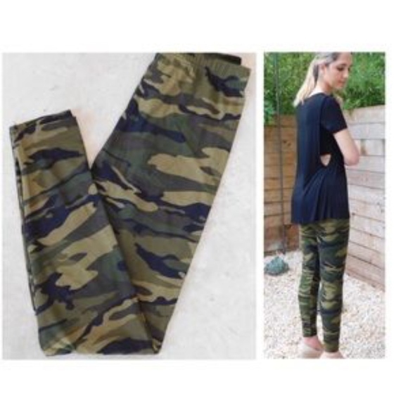 Camouflage Print Buttery Soft Leggings New - Picture 1 of 6